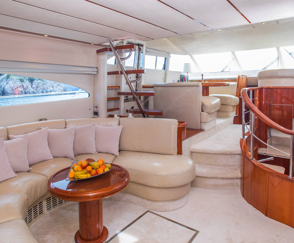 Yate Privado Magic Island